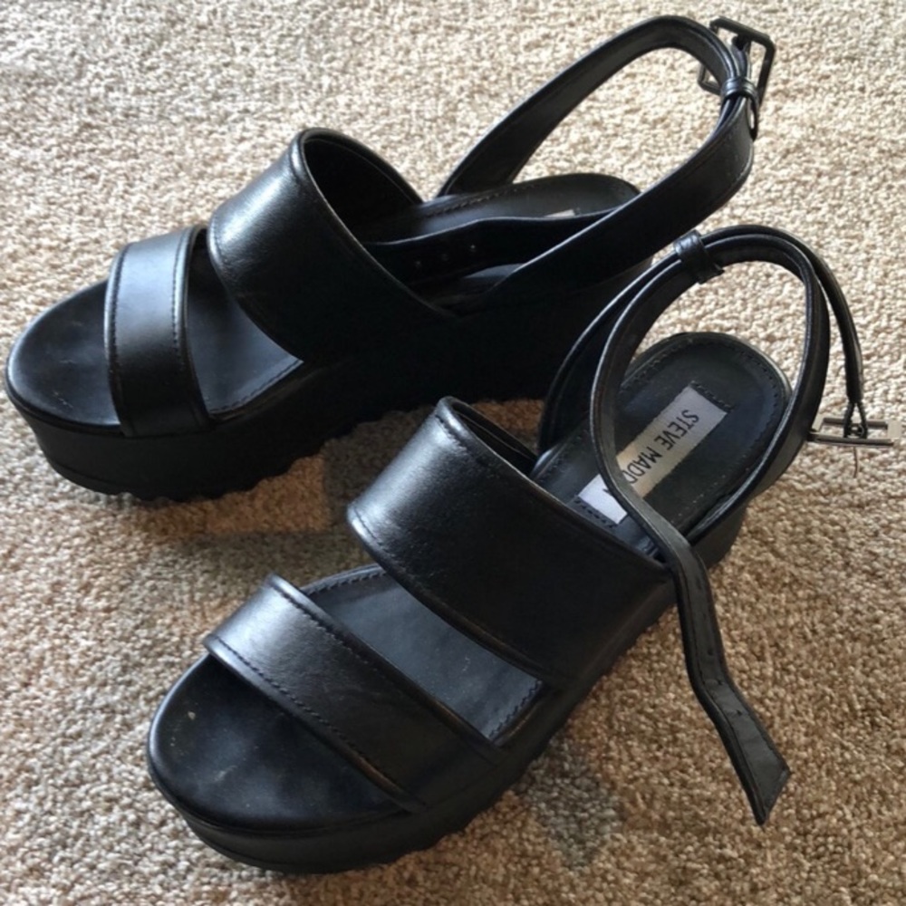 STEVE MADDEN SANDAL